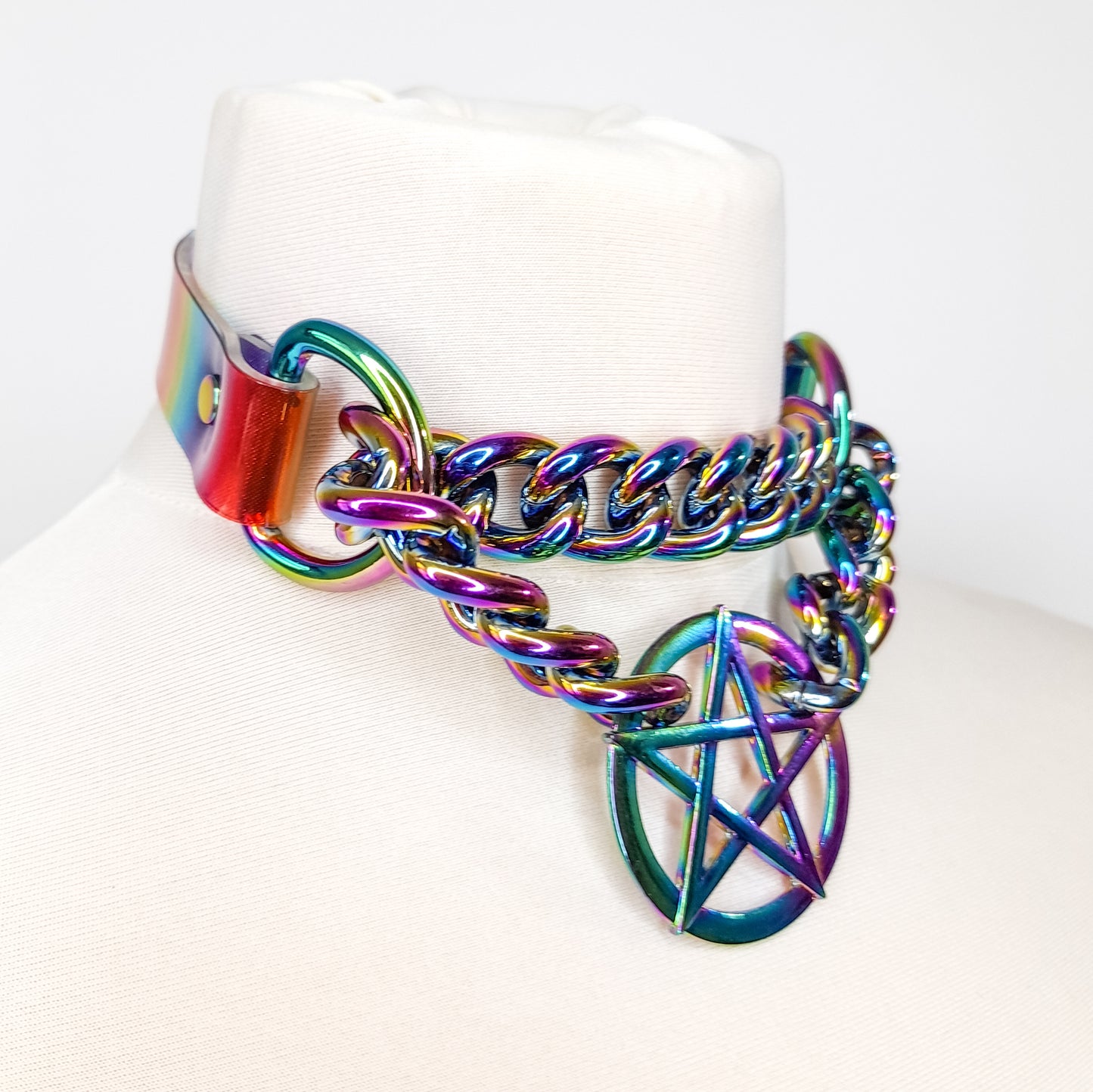 Heiden Regenbogen Pentagramm Martingale Kettenhalsband