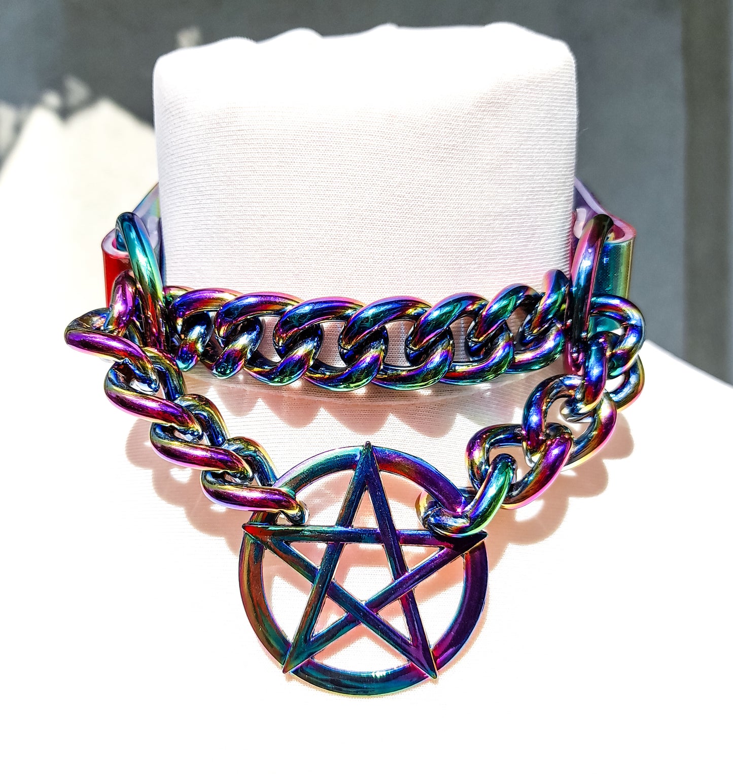 Heiden Regenbogen Pentagramm Martingale Kettenhalsband