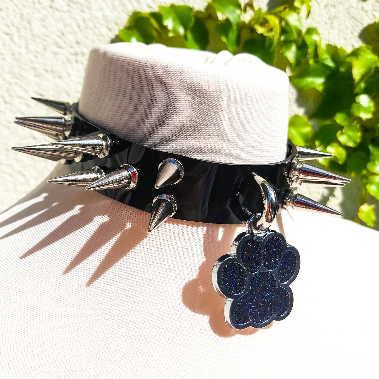 Good Boy Black Spiked Paw Choker