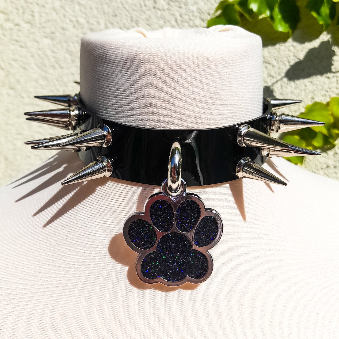 Good Boy Black Spiked Paw Choker