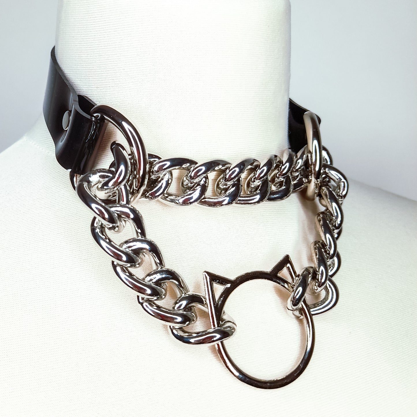 Kitty Silver Martingale Chain Choker