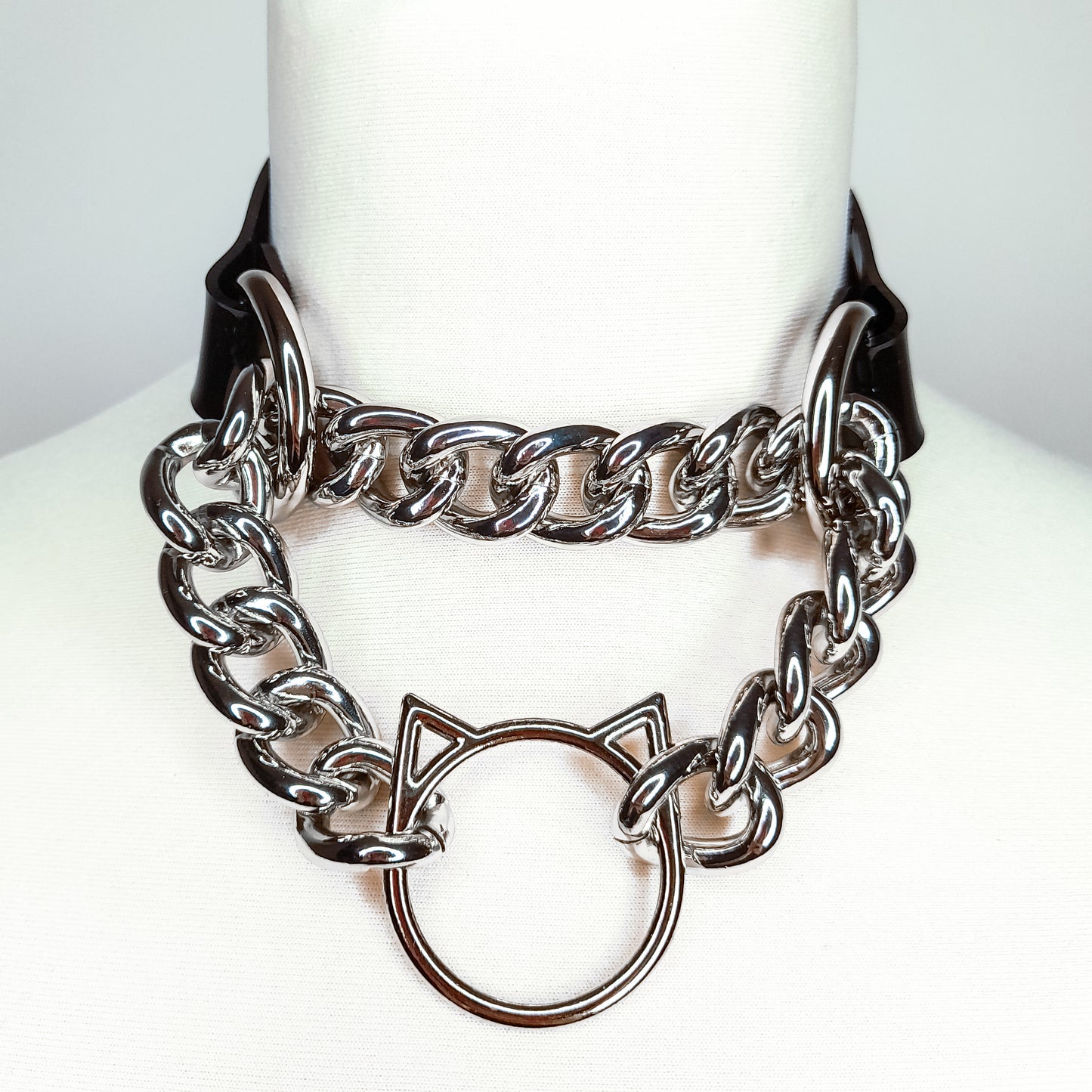 Kitty Silver Martingale Chain Choker